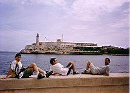 08 Habana malecon y faro.jpg